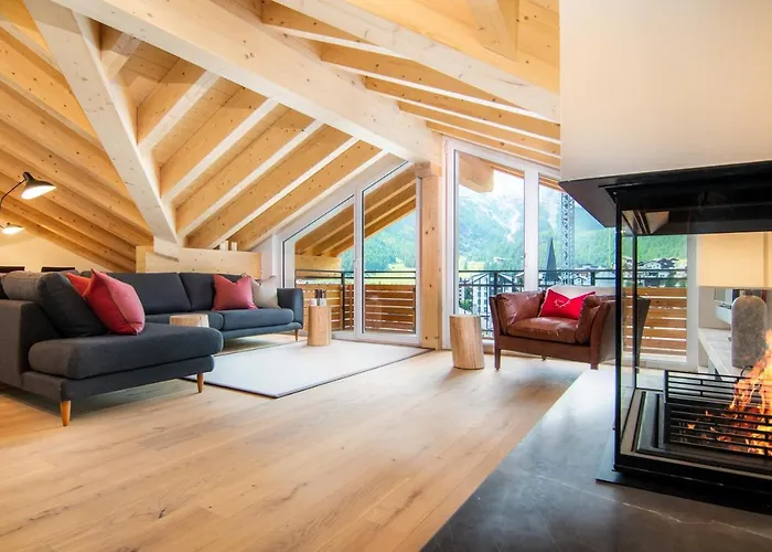 Britannia Penthouse 公寓 *